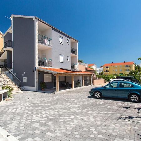 Apartments With A Parking Space Baska, Krk - 18808 エクステリア 写真